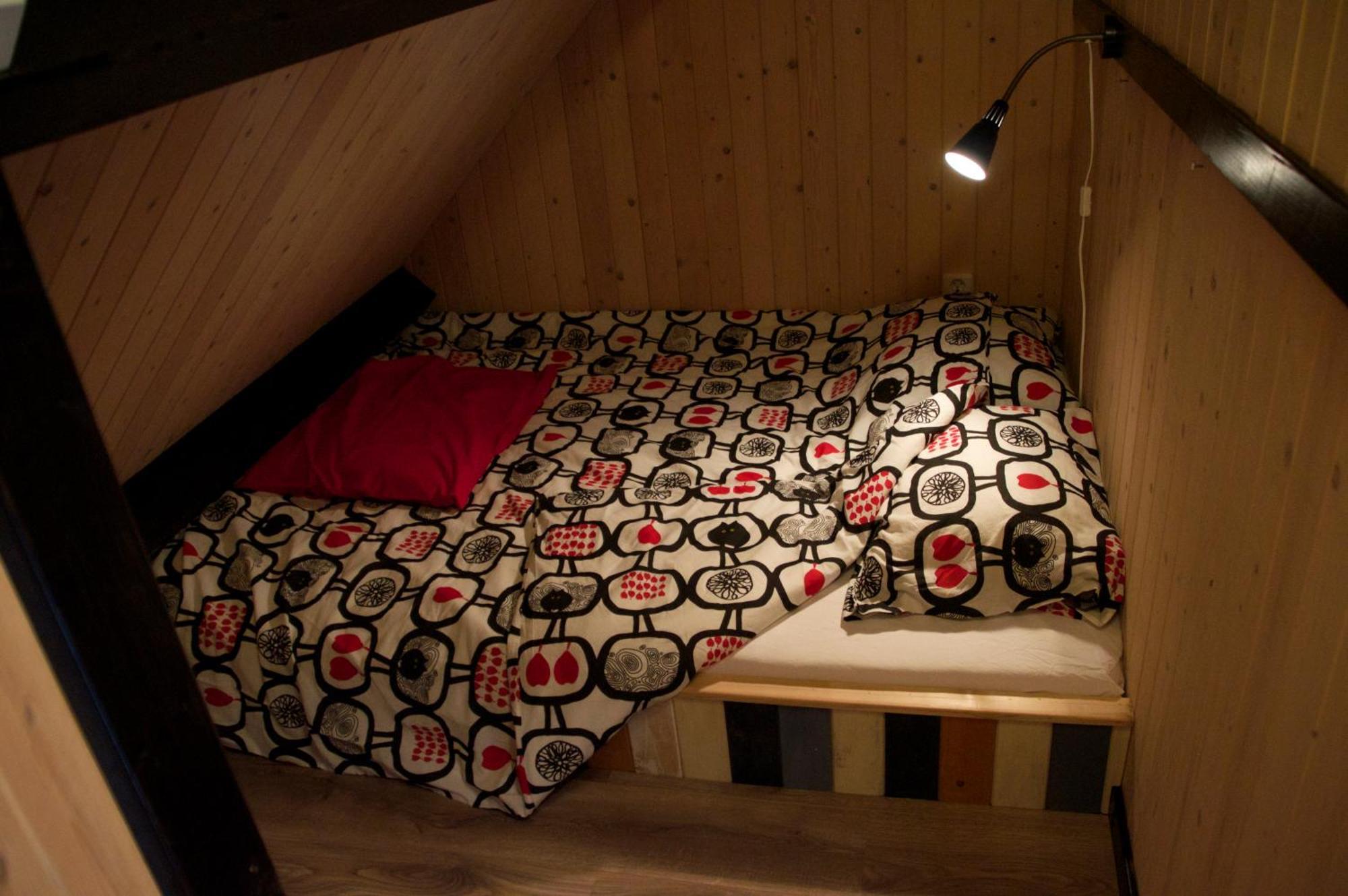 Ulekesnest Villa Helenaveen Екстериор снимка